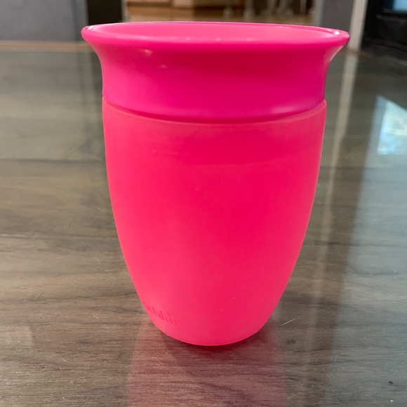 Excellent Condition Toddler 360 Degree Sipping Cup - Picture 3 of 8